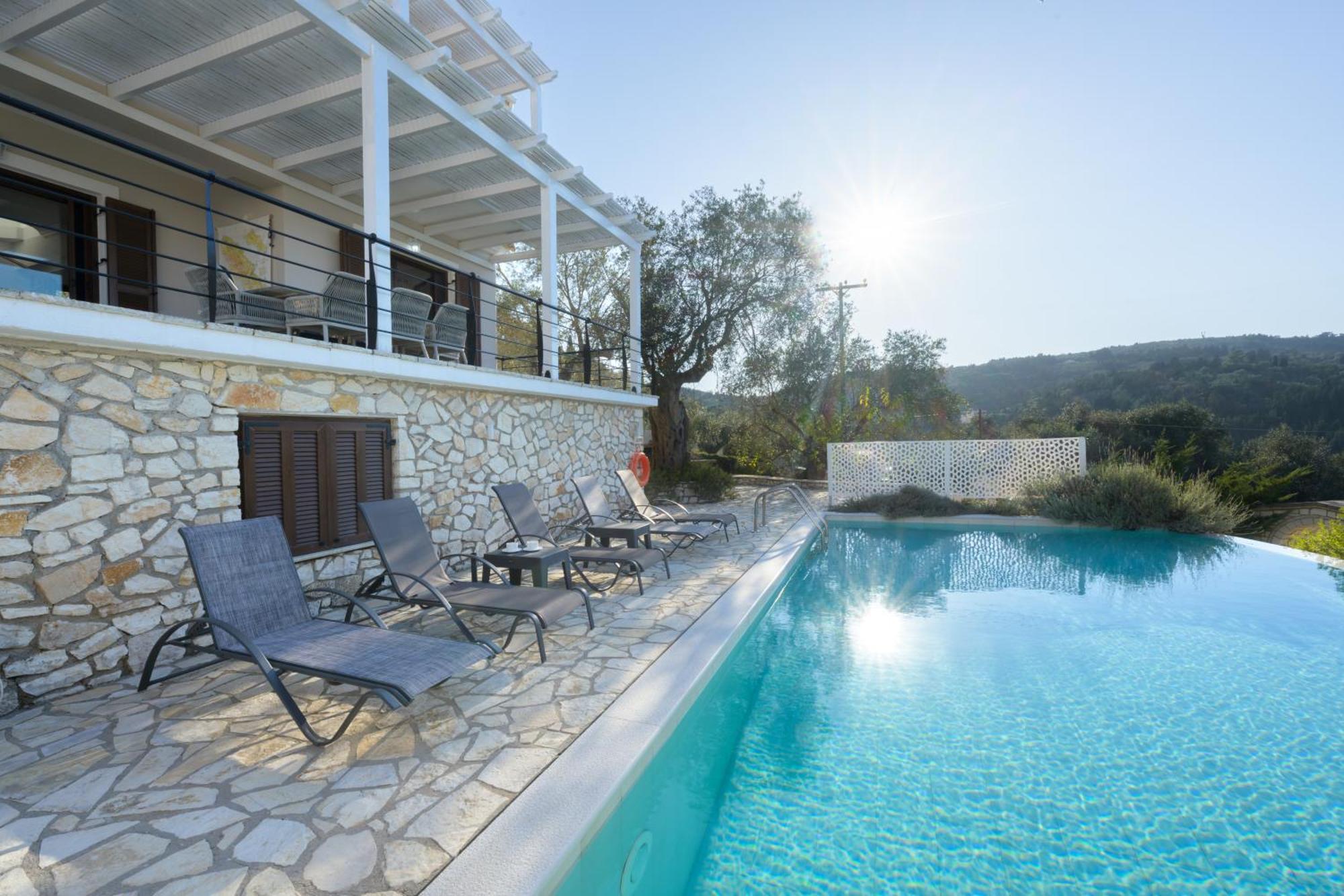 Villa Bougarini Haven Family Villa Rock Pool Oasis Ieromonachos Екстериор снимка