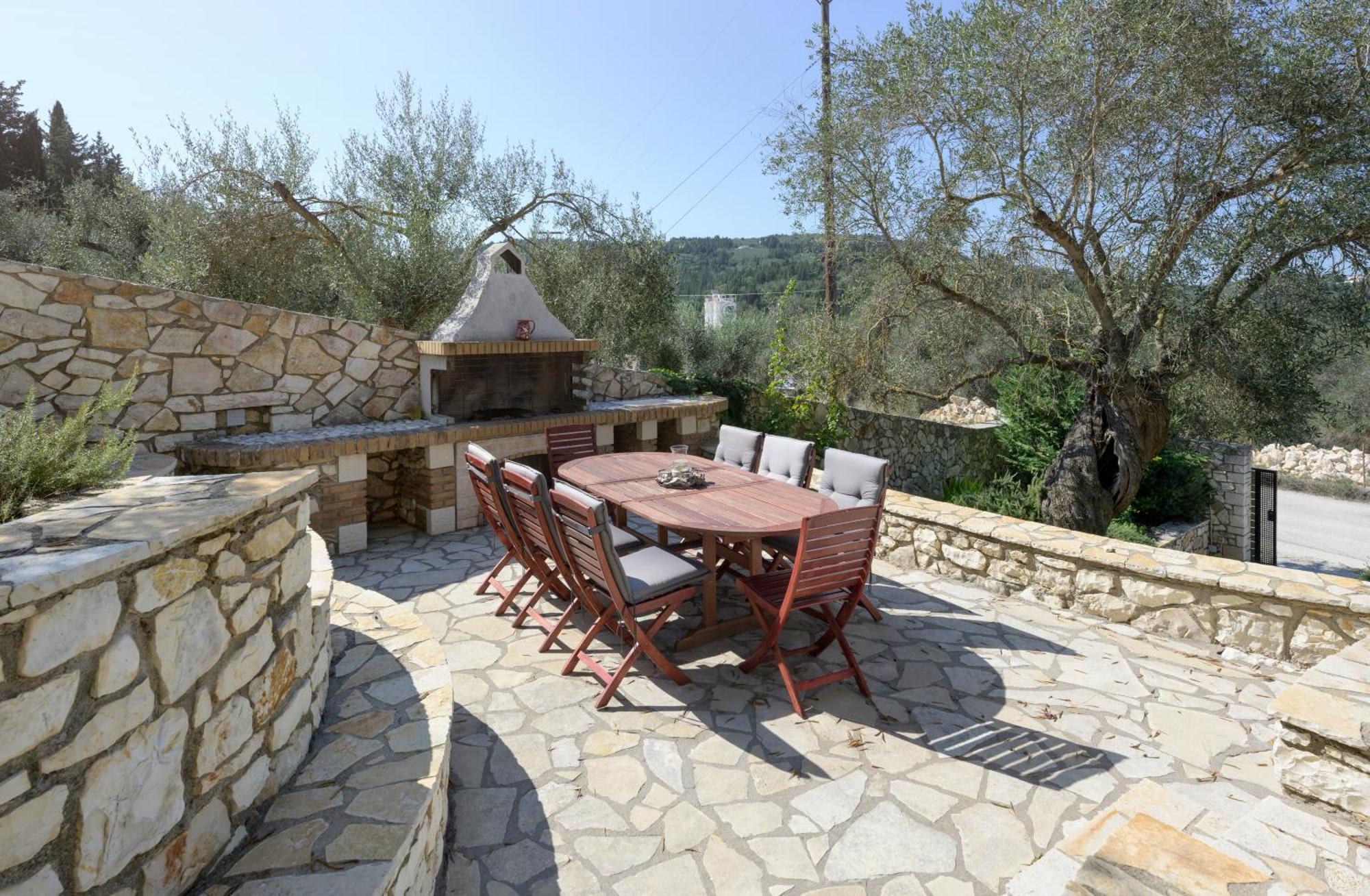 Villa Bougarini Haven Family Villa Rock Pool Oasis Ieromonachos Екстериор снимка