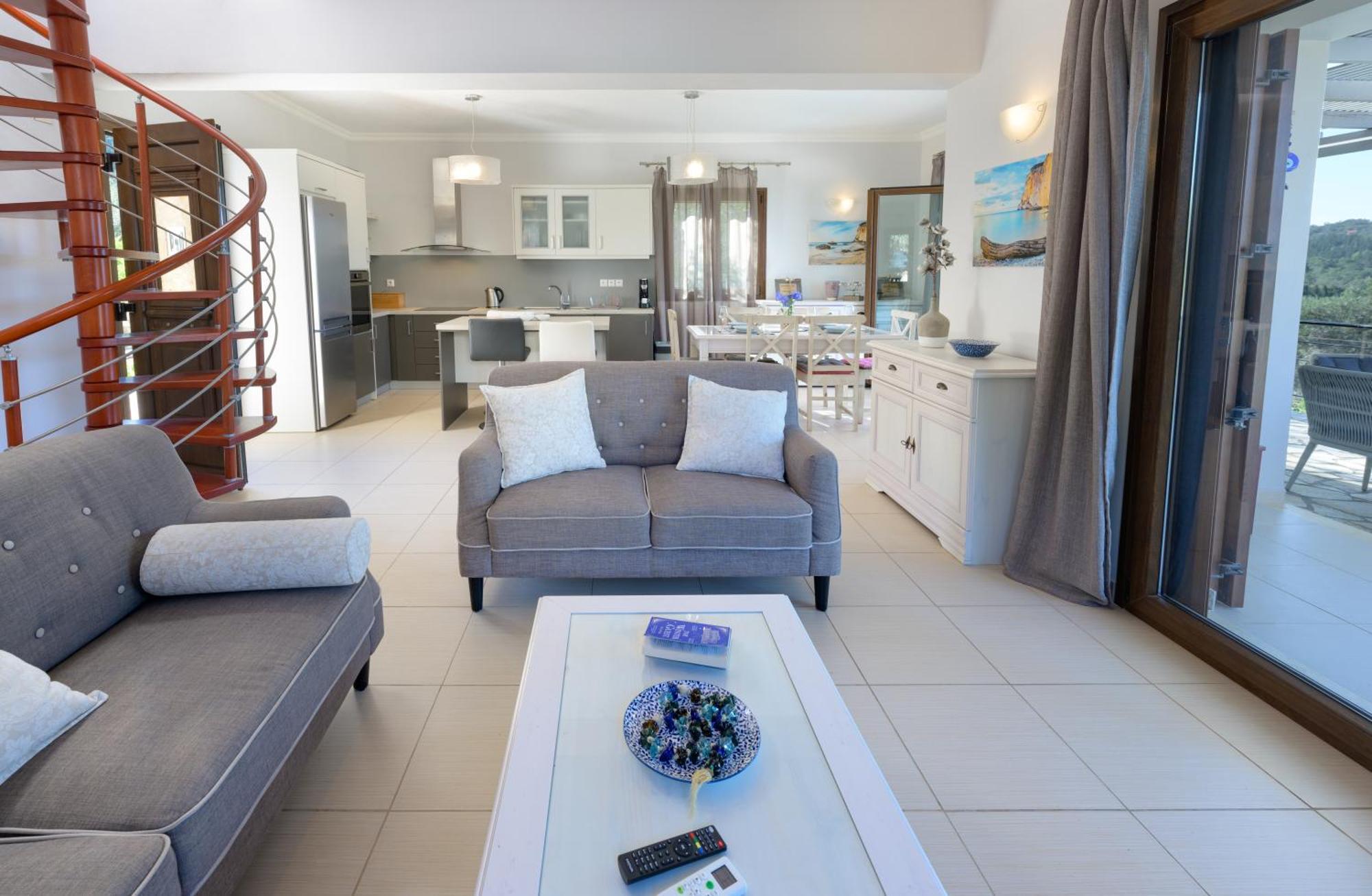 Villa Bougarini Haven Family Villa Rock Pool Oasis Ieromonachos Екстериор снимка