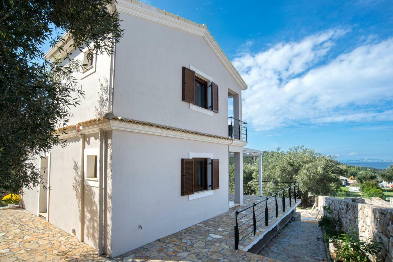 Villa Bougarini Haven Family Villa Rock Pool Oasis Ieromonachos Екстериор снимка